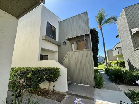 Exterior - 2336 Elden #B, Costa Mesa, CA 92627 photo 1 of 3