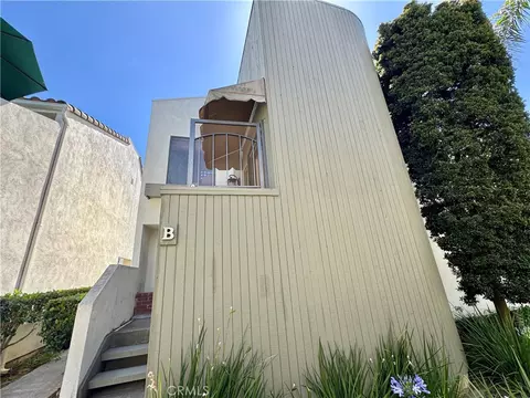 2336 Elden #B, Costa Mesa, CA 92627