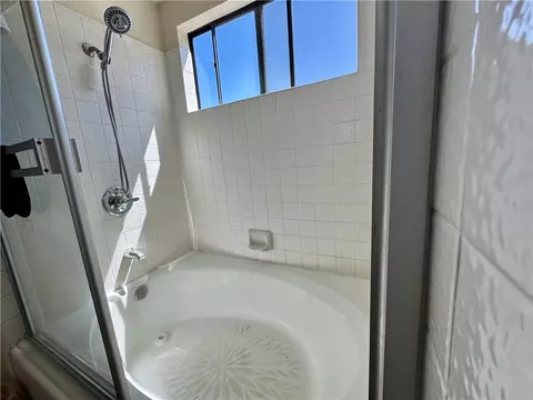 Bath - 2336 Elden #B, Costa Mesa, CA 92627 photo 1 of 3