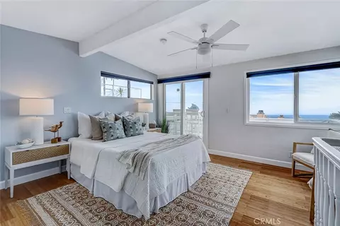 320 31st St, Manhattan Beach, CA 90266