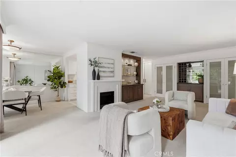 836 S Bundy Dr #303, Los Angeles, CA 90049