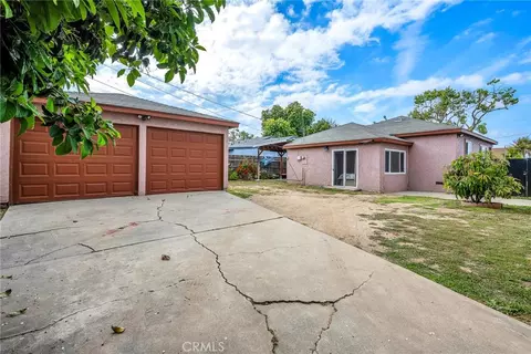 Exterior - 1700 W Raymond St, Compton, CA 90220 photo 5 of 7
