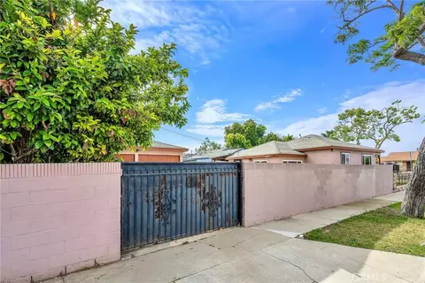 Exterior - 1700 W Raymond St, Compton, CA 90220 photo 6 of 7