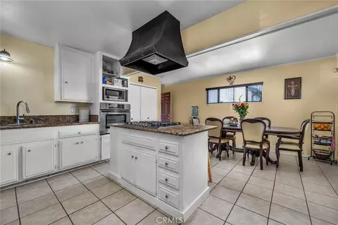 Kitchen - 1700 W Raymond St, Compton, CA 90220 photo 1 of 2