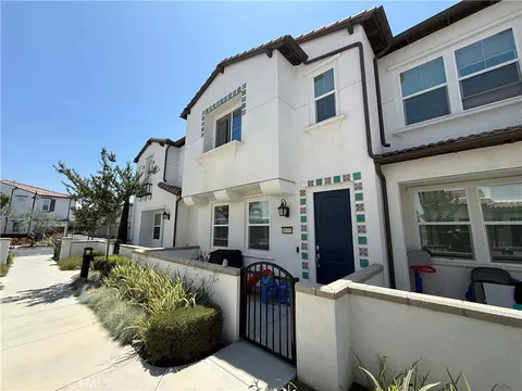 30353 Town Sq, Menifee, CA 92584