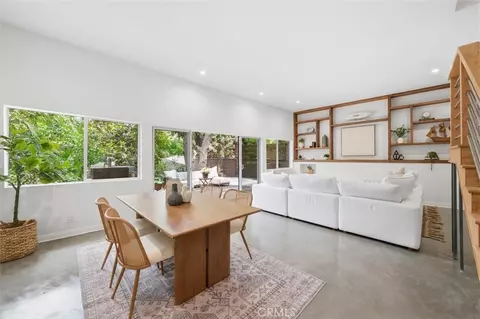 2448 Riverside Pl, Los Angeles, CA 90039