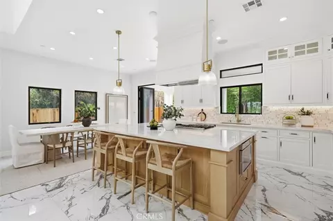 2126 Havemeyer Ln, Redondo Beach, CA 90278