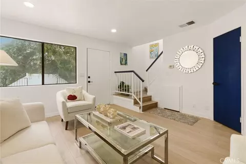 633 Hardin Dr #3, Inglewood, CA 90302