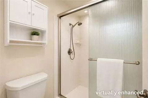 Bath - 1389 Pepper Tree, Hemet, CA 92545 photo 3 of 6