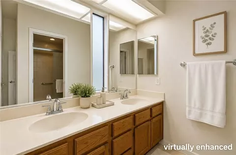 Bath - 1389 Pepper Tree, Hemet, CA 92545 photo 1 of 6