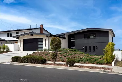 28711 Cedarbluff Dr, Rancho Palos Verdes, CA 90275