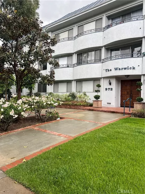 972 E California #307, Pasadena, CA 91106