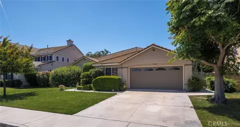 13741 Hidden Riv, Eastvale, CA 92880