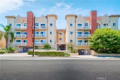 5135 Zelzah #100, Encino, CA 91316