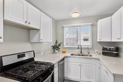 1057 E Appleton #10, Long Beach, CA 90802