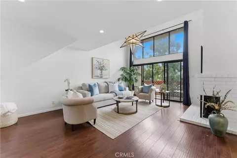 8180 Manitoba #330, Playa Del Rey, CA 90293
