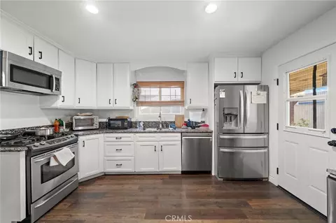 Kitchen - 21903 Newkirk, Carson, CA 90745 photo 1 of 1