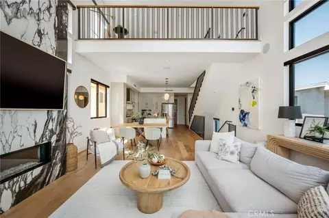 1743 Van Horne Ln, Redondo Beach, CA 90278