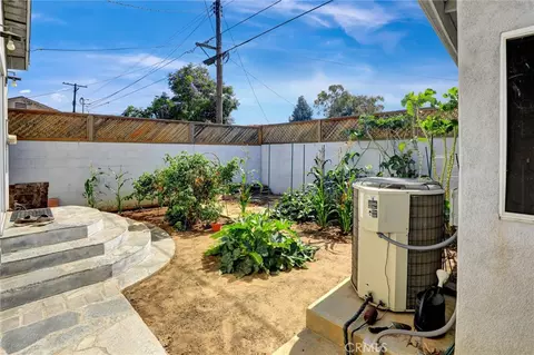 Exterior - 1415 S Mckinley Ave, Compton, CA 90220 photo 4 of 4