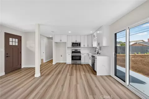 Entry Way - 173 W 232nd Pl, Carson, CA 90745 photo 3 of 3