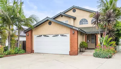 5048 W 121st St, Hawthorne, CA 90250