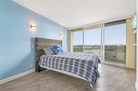Bedroom - 700 E Ocean Blvd #1208, Long Beach, CA 90802 photo 8 of 10