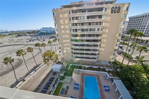 Exterior - 700 E Ocean Blvd #1208, Long Beach, CA 90802 photo 5 of 9