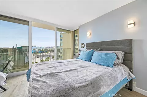 Bedroom - 700 E Ocean Blvd #1208, Long Beach, CA 90802 photo 5 of 10