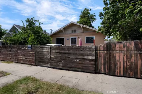 135 E 60th St, Los Angeles, CA 90003