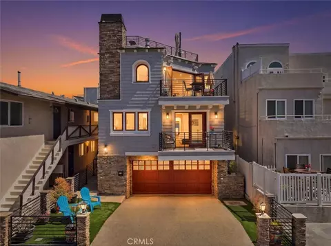 42 15th St, Hermosa Beach, CA 90254