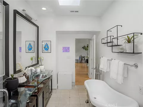 Bath - 1225 E Grand, El Segundo, CA 90245 photo 2 of 3