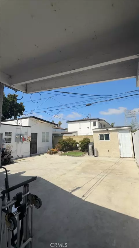 Exterior - 3425 Adriatic Ave, Long Beach, CA 90810 photo 3 of 3