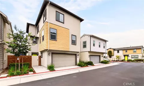 1208 Dock Ln, Harbor City, CA 90710