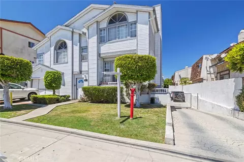 13729 Doty, Hawthorne, CA 90250