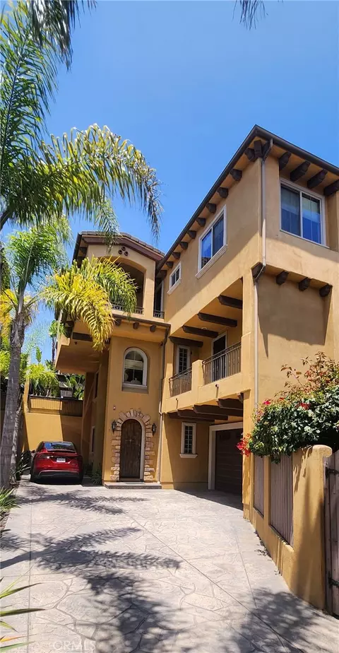 2117 Clark Ln #B, Redondo Beach, CA 90278