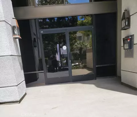 5340 Yarmouth #205, Encino, CA 91316