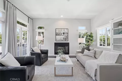 702 S Broadway #A, Redondo Beach, CA 90277