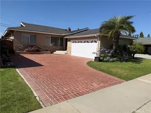 5255 W 141st St, Hawthorne, CA 90250