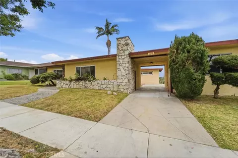 2401 W 102nd St, Inglewood, CA 90303