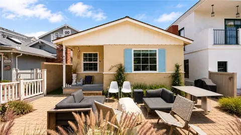 424 9th St, Manhattan Beach, CA 90266
