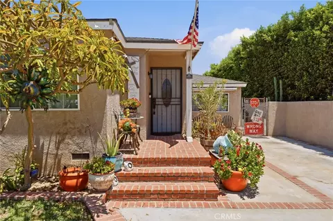 414 Gulf Ave, Wilmington, CA 90744