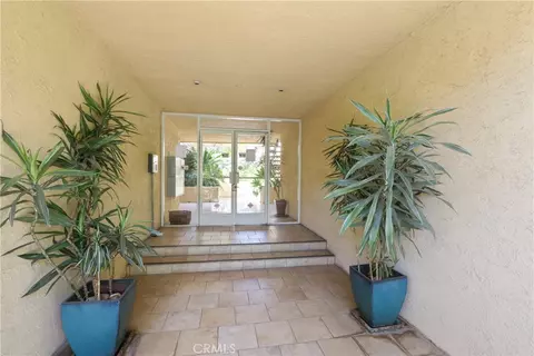 1731 Colby Ave #104, Los Angeles, CA 90025