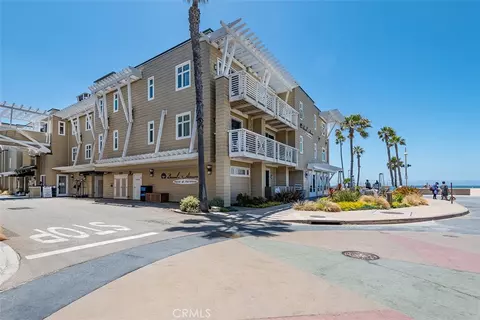 1300 The Strand #201, Hermosa Beach, CA 90254