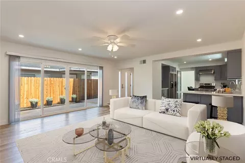 4222 W 137th St, Hawthorne, CA 90250