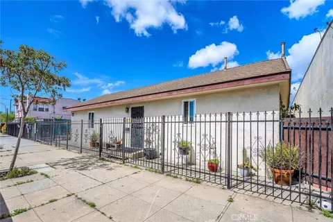519 Broad Ave, Wilmington, CA 90744