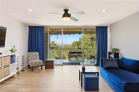 4567 Don Ricardo Dr, Los Angeles, CA 90008