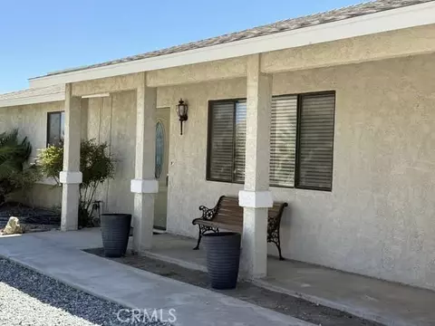 16042 Saint Timothy, Apple Valley, CA 92307