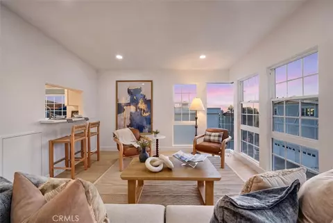 308 21st St, Manhattan Beach, CA 90266