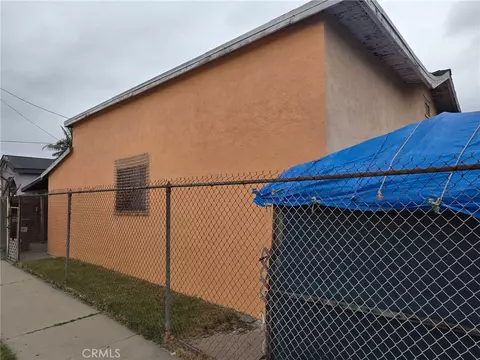 2401 E Hatchway St, Compton, CA 90222 photo 4