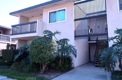 12200 Montecito Rd #L208, Seal Beach, CA 90740